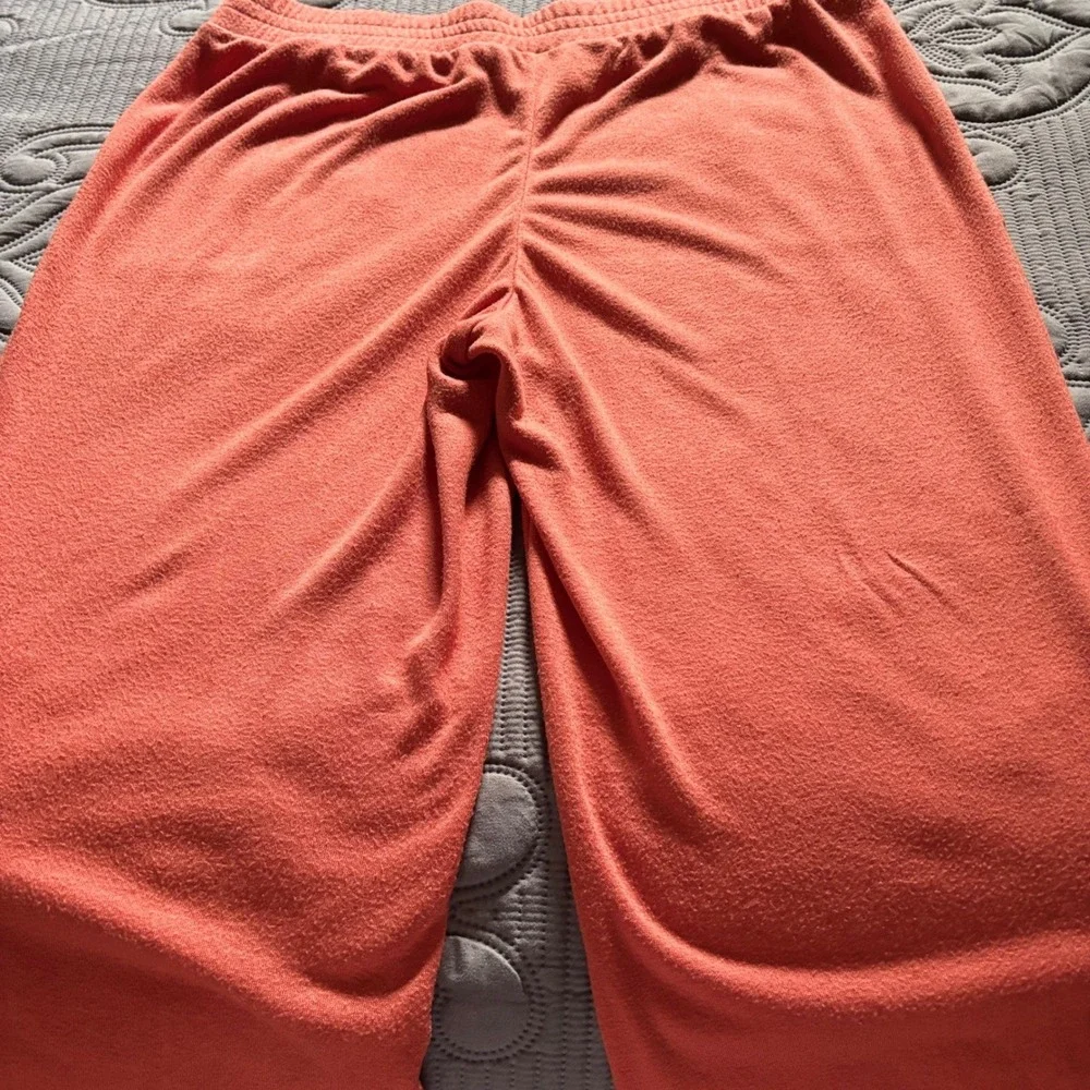 AnyBody Lg Petite Coral Soft Knit Crop Lounge Pants Wide Leg Tulip Hem Pocket